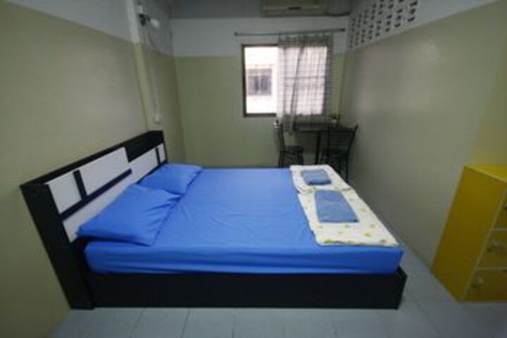 Room 17 of 47