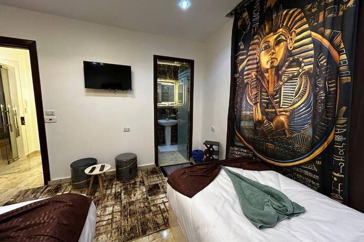 Room 41 of 79