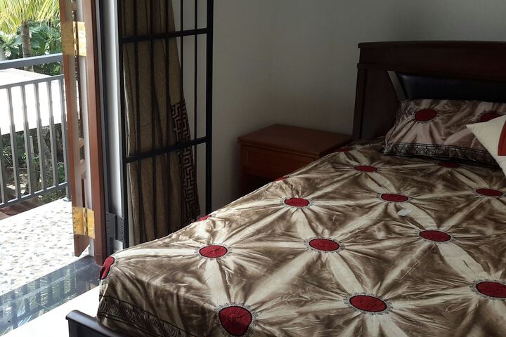 Room 7 of 17