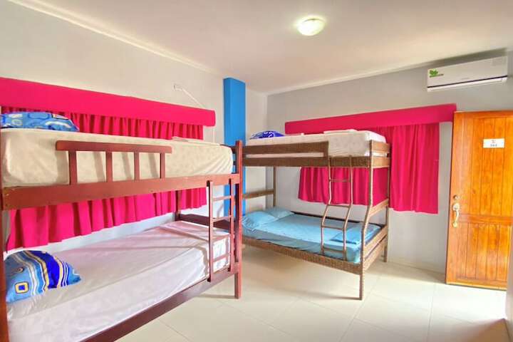 Room 21 of 111