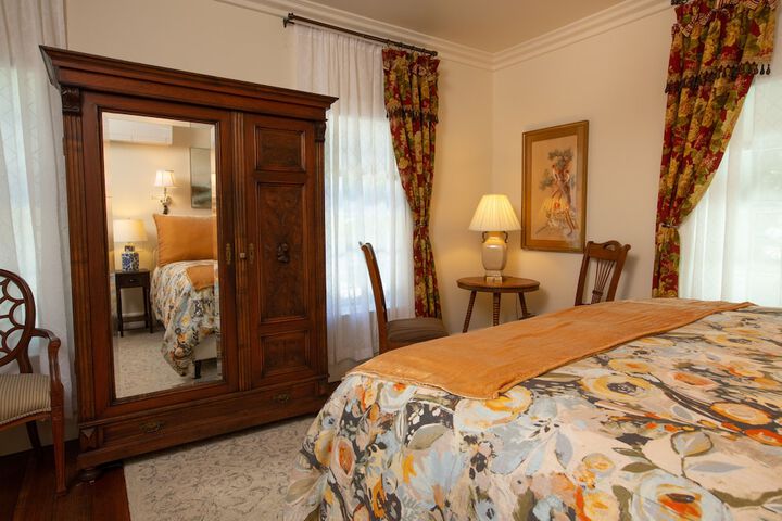 Room 13 of 52