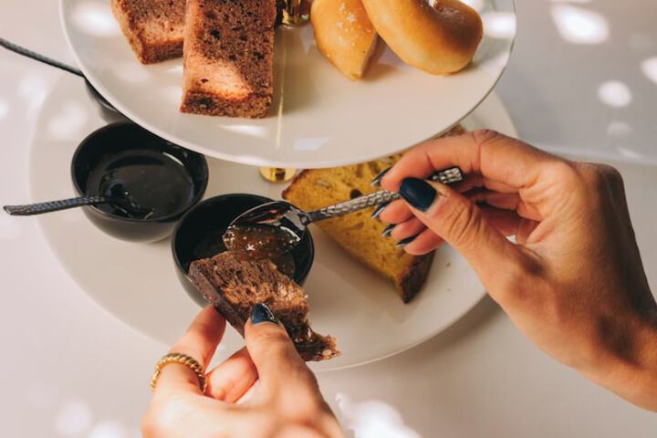 Breakfast/Coffee Service 90 of 147