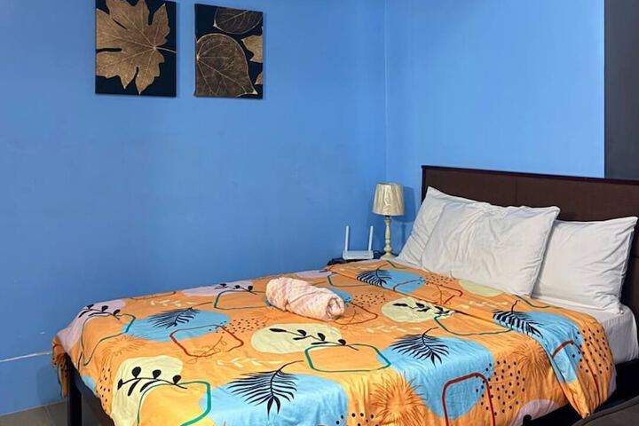 Room 11 of 73