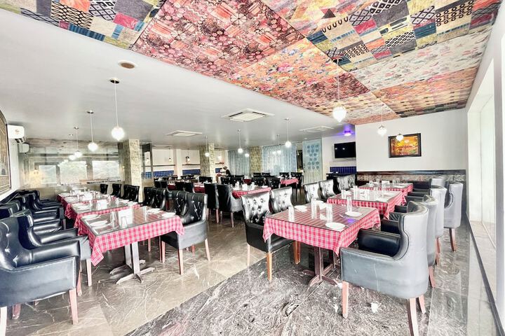Dining 50 of 71