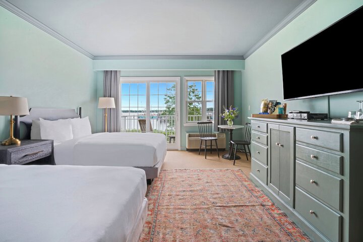 2 Queen Beds Partial Harbour View Balcony (4 of 9)