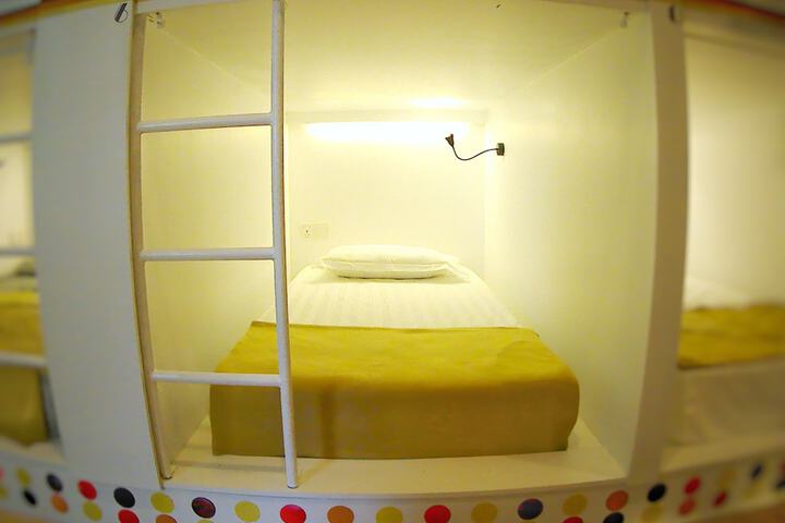Room 8 of 20