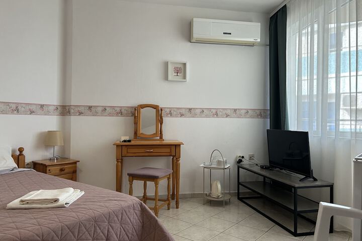 Room 58 of 146