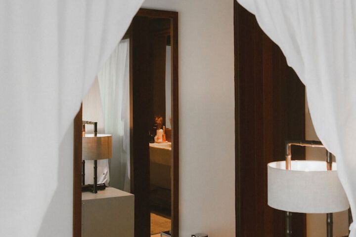 Room 26 of 268