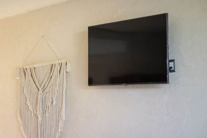 Room 8 of 55
