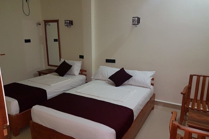 Room 5 of 20
