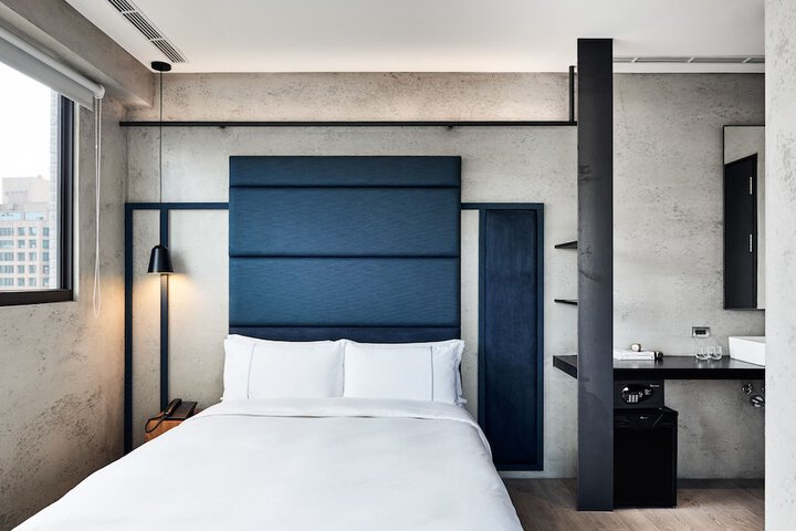 Room 19 of 57