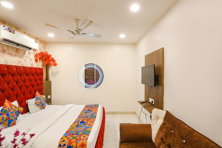 Room 19 of 33