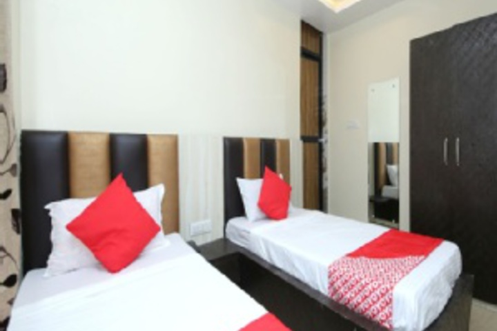 Room 188 of 407