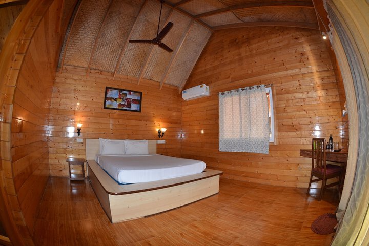 Room 7 of 42