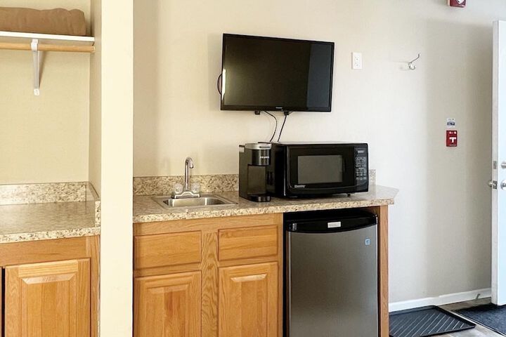 Room 5 of 20