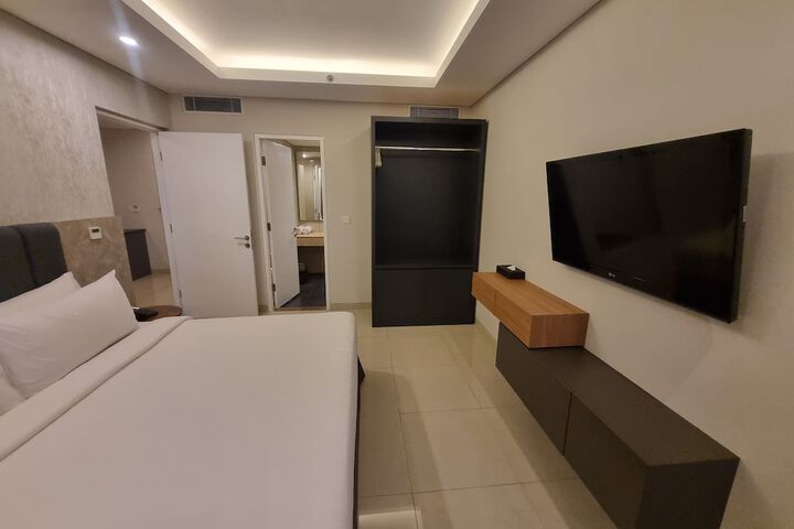 Room 19 of 71