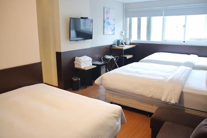 Room 14 of 41