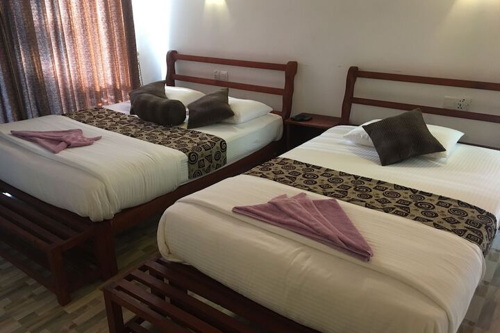 Room 5 of 34