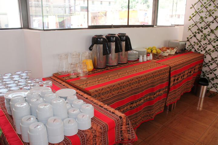 Breakfast/Coffee Service 15 of 17