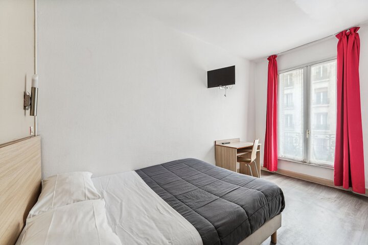Room 7 of 15