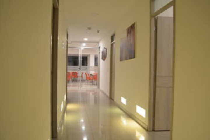 Ballroom/Hall 28 of 56