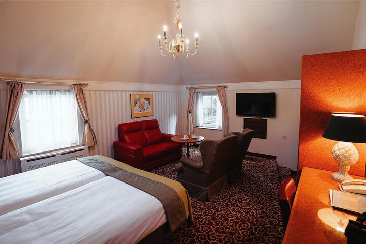 Room 56 of 105