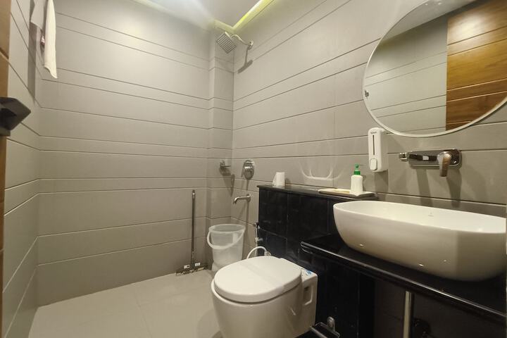 Room 42 of 53
