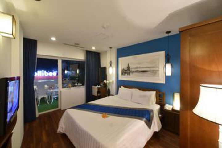 Room 37 of 84