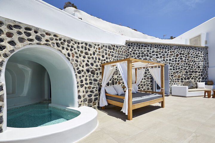 Room 37 of 295
