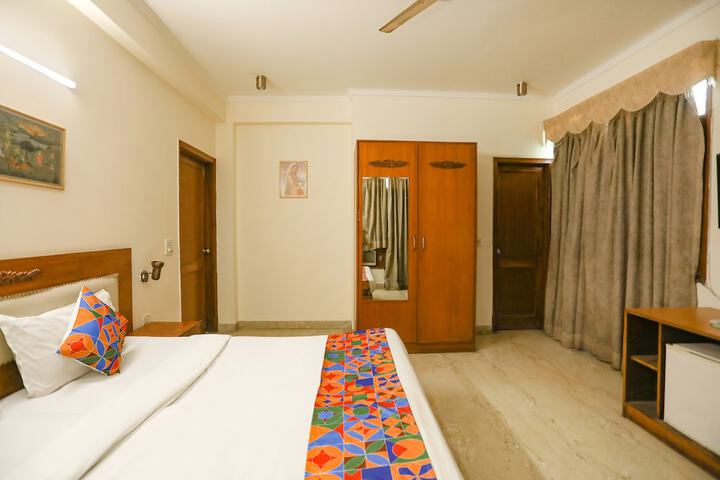 Room 22 of 27