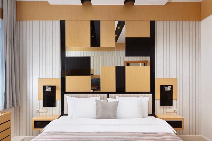 Room 11 of 57