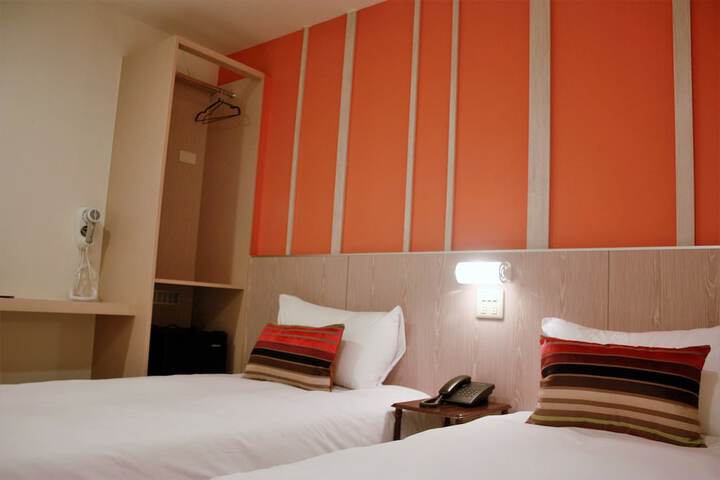 Room 12 of 58