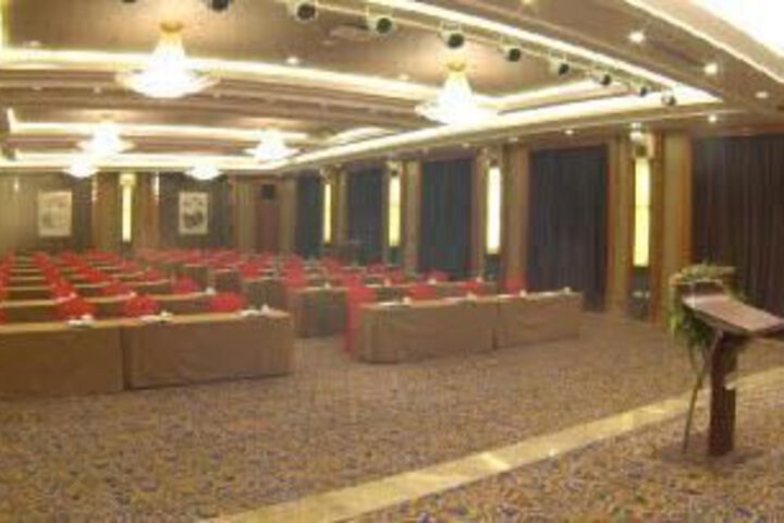 Room 2 of 9