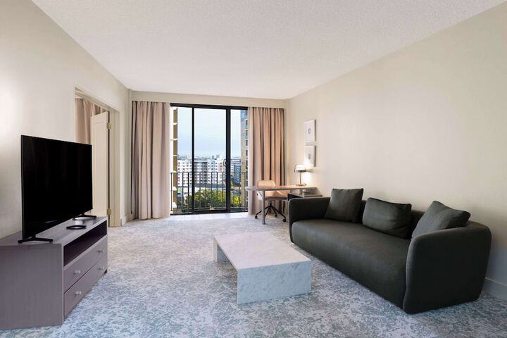 Room 21 of 47
