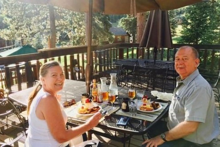 Dining 44 of 57