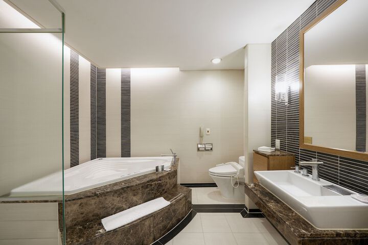 Bath Interior