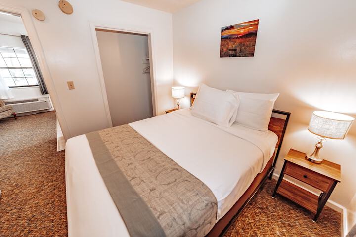Room 5 of 52