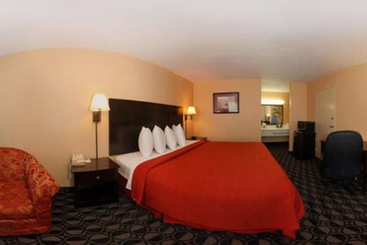 Room 20 of 43
