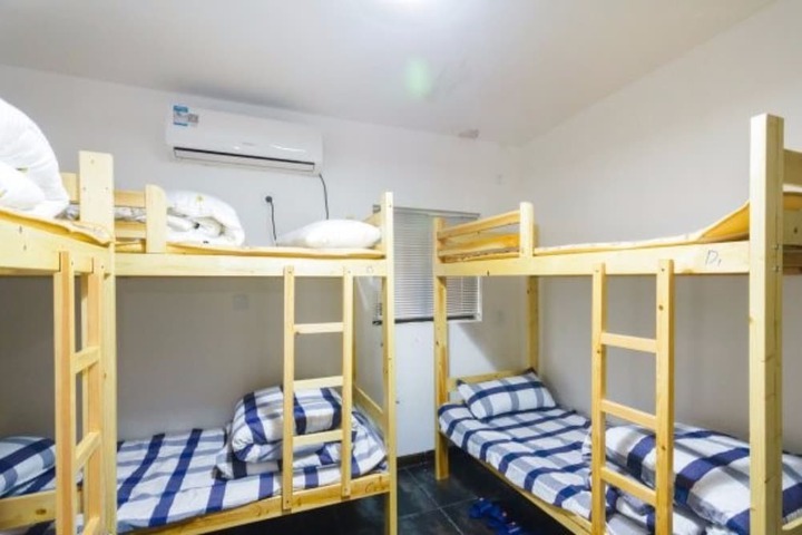 Room 10 of 22