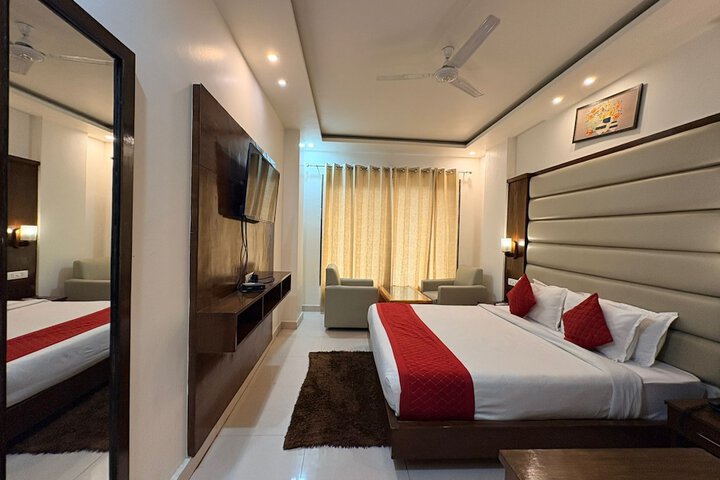 Room 17 of 49