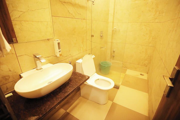 Room 75 of 109