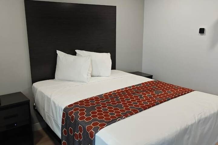 Room 10 of 63