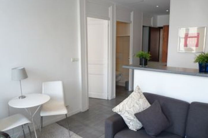 Room 16 of 18