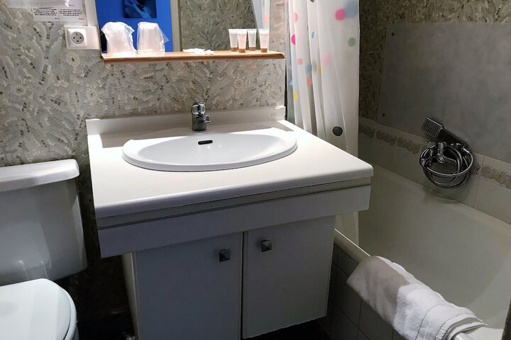 Room 14 of 31