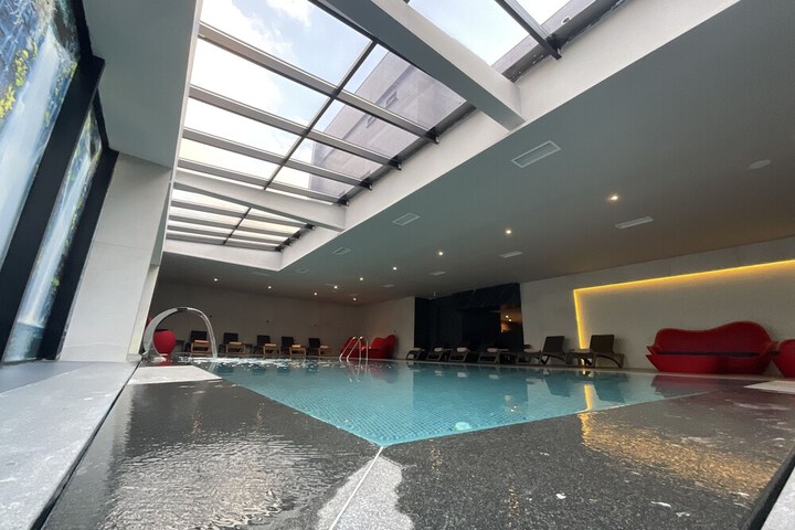 Pool 46 of 84