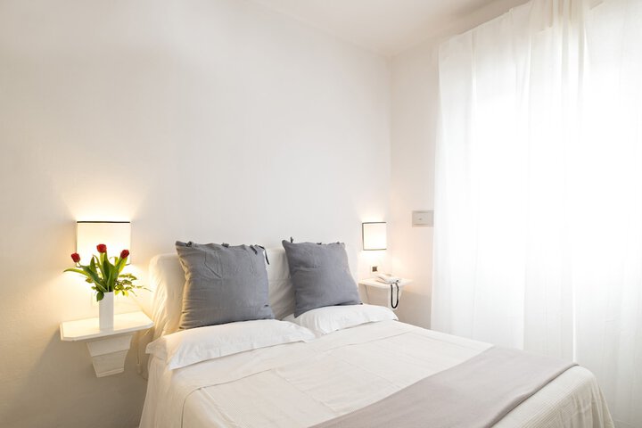 Room 17 of 19