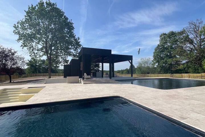 Pool 128 of 224