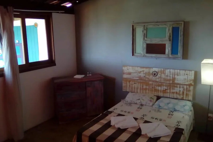 Room 5 of 14
