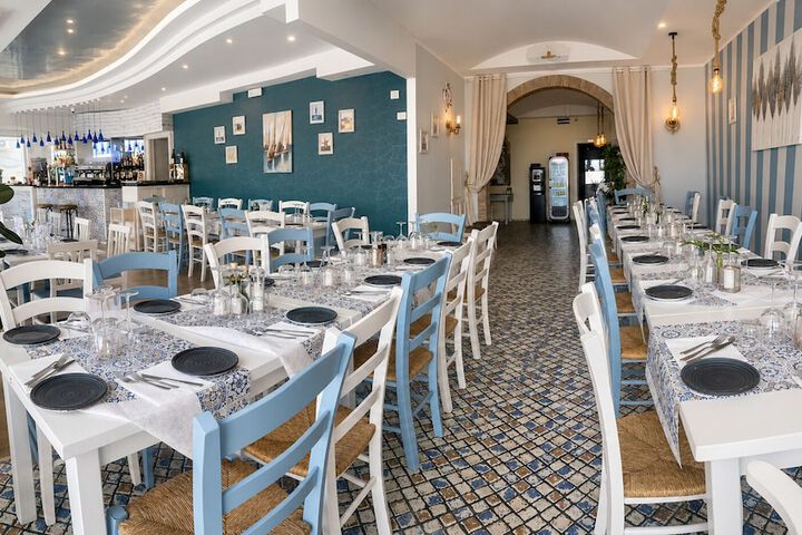 Dining Photos