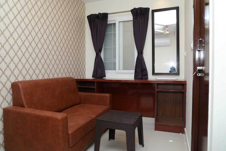 Room 15 of 26